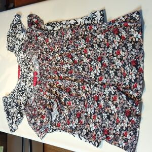 Elle XL flutter-sleeve tops (lot of 2)